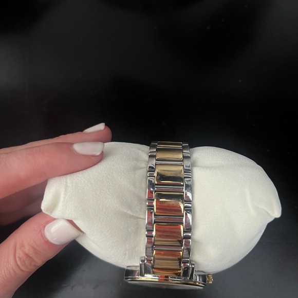 Gramercy Grand Mother of Pearl Dial Two-tone Ladies Watch - In box - Picture 3 of 4